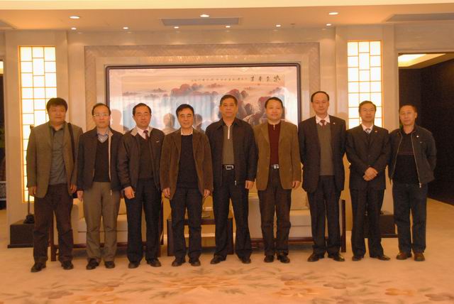 新闻图片2009371421221239085282171_400.jpg