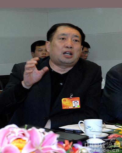 新闻图片2010215151671268637367390_4497.jpg