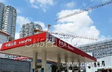 11月19日，石油和化学工业规划院院长顾宗勤表示，“十二五”期间，石油和化学工业规模继续稳步壮大，总产值年均增长率将达到10%以上。到2015年，全行业总产值增长到16万亿元左右。