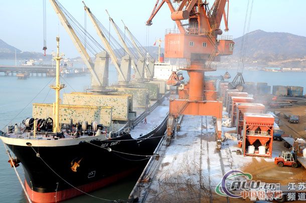 连云港港口成为我国氧化铝进口第一港1