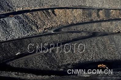 中国最大露天煤矿内蒙古哈尔乌素—能源战略重地