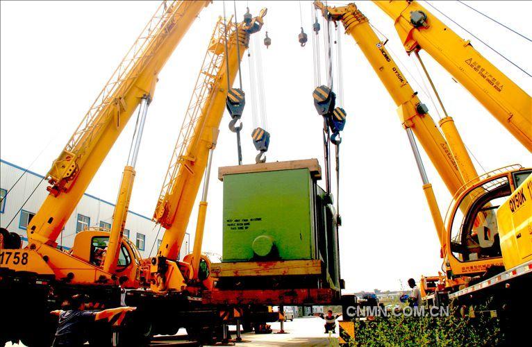 宝钛集团 李江摄影作品:有色一线风采-摄影展厅