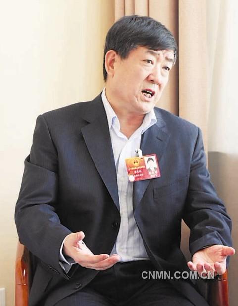 陕西有色董事长_陕西奥翔董事长照片