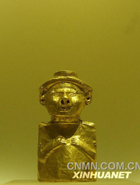 这是哥伦比亚黄金博物馆展出的一件古代黄金艺术品(摄于2008年10月29日)。