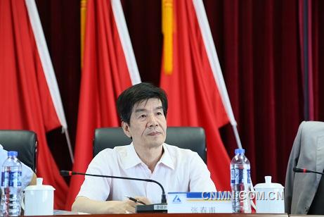 中国有色金属报社总编张春甫