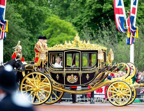 英女王的黄金马车