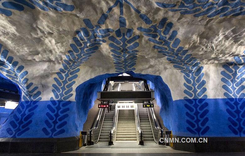穿梭在仙境 瑞典斯德哥尔摩梦幻地铁