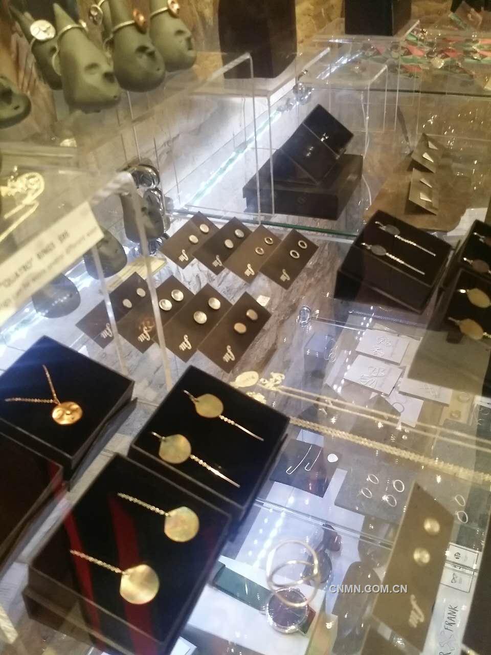 澳大利亚总理钛会送礼！原来是这样的........