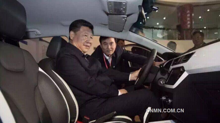 习大大试乘江淮电动车