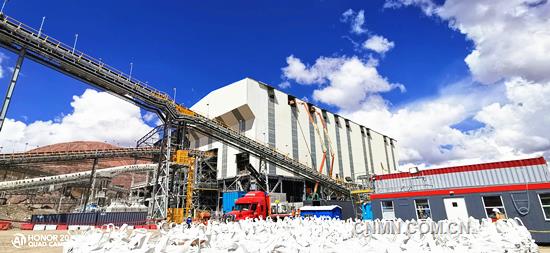 8月1日，秘鲁矿业二期一步按计划完成试生产工作，正式移交生产部门，二期一步项目正式纳入秘鲁矿业生产运行管理。