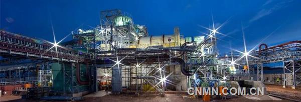 目前，紫金矿业旗下卡莫阿-卡库拉一期第一序列380万吨/年采选工程整体施工已完成90%，将于二季度竣工，7月实现首批铜精矿生产。