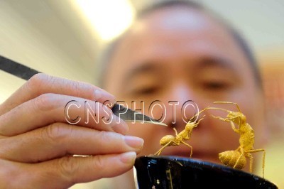 香港将举行5千万黄金雕塑展