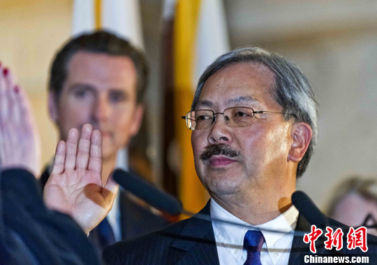 李孟贤宣誓就任美国旧金山第43任市长