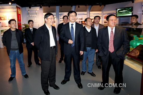 广西贺州市市长白希到中国有色集团参观考察