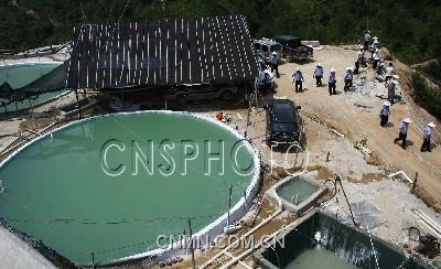 广西贺州清理整治非法稀土采矿点