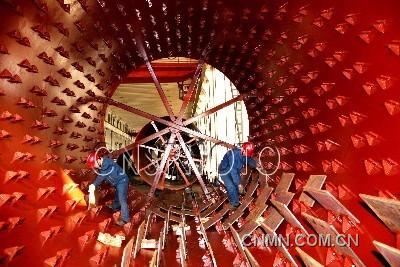 前三季度我国工业增加值同比增长14.2%