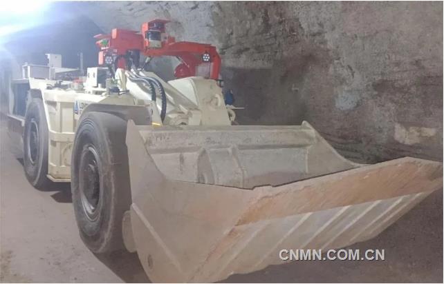驰宏锌锗首次实现矿山井下铲运机远端控制操作