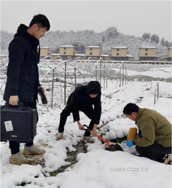 新春走基层｜专注治“土”病 专心念“水”经