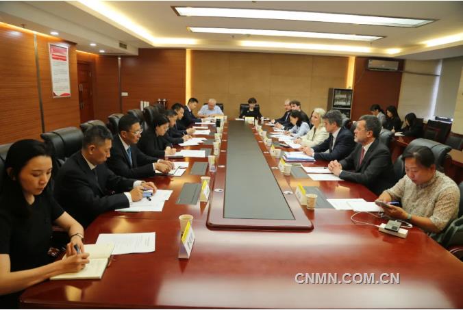 有色协会与联合国能源转型关键矿物小组交流座谈
