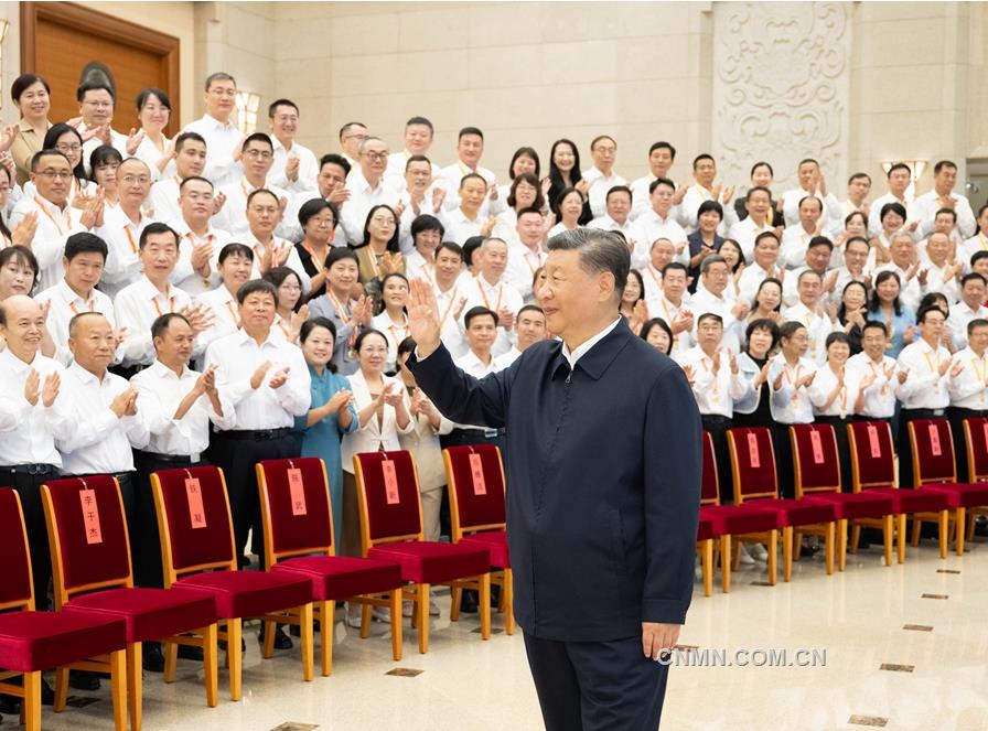 习近平在全国教育大会上强调 紧紧围绕立德树人根本任务 朝着建成教育强国战略目标扎实迈进