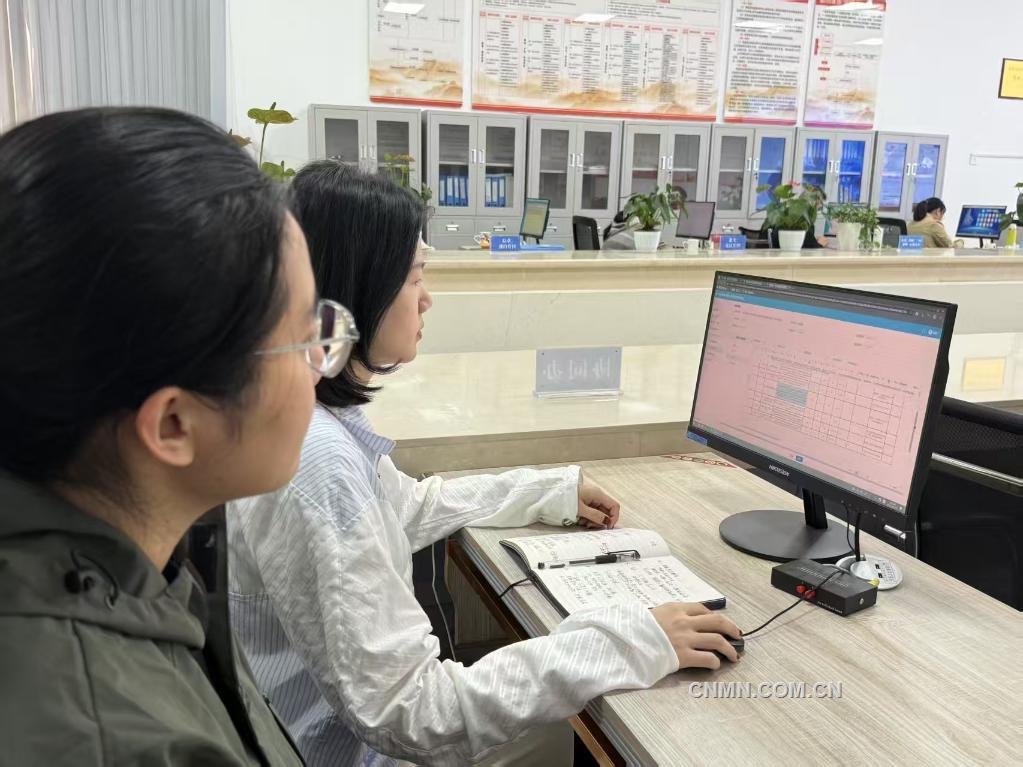 锲而不舍落实中央八项规定精神丨福建莆田：“一张表”“一张图”为基层减轻“数字负担”