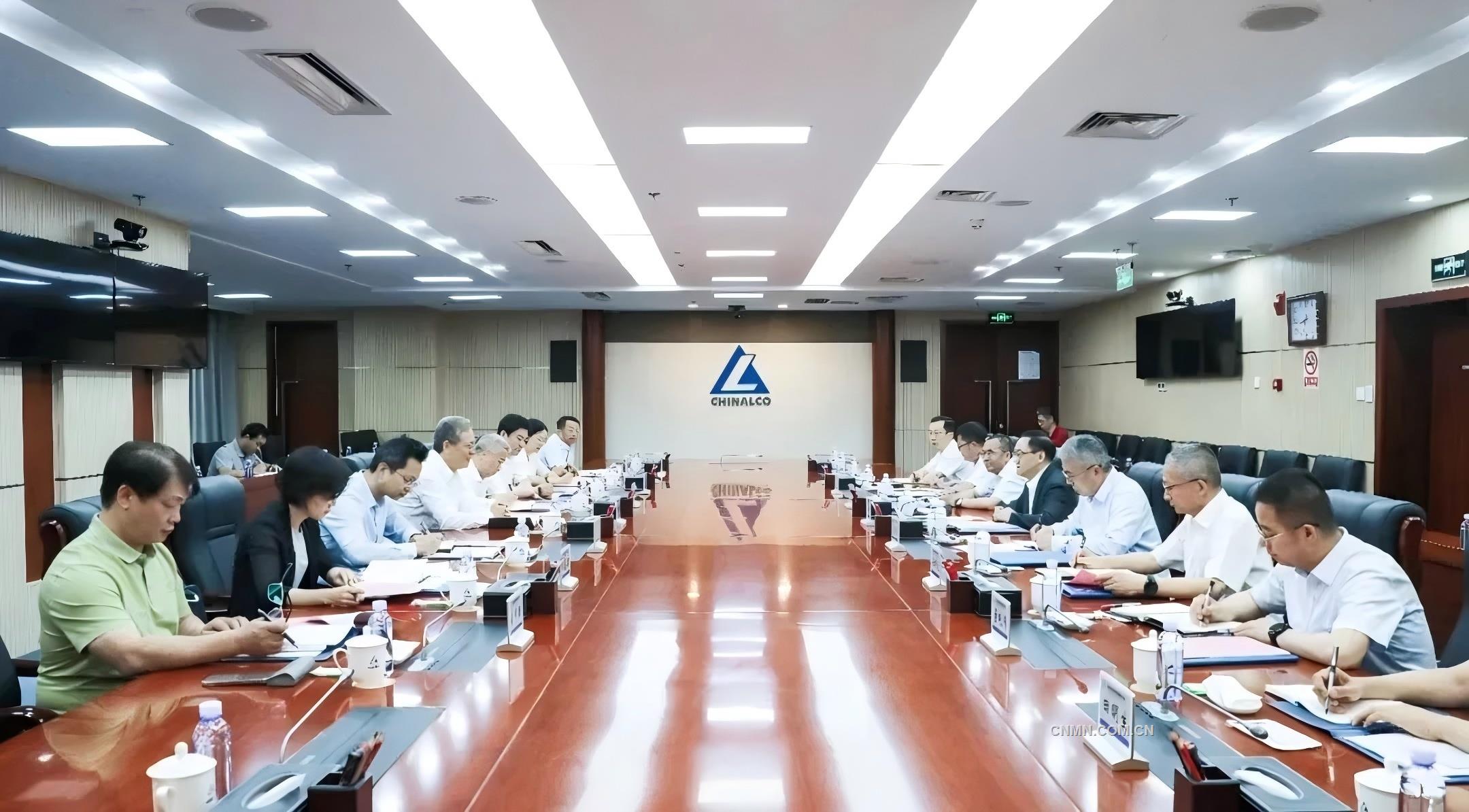 段向东与广西壮族自治区党委副书记王维平会谈