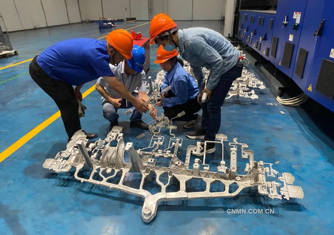 广西汽车集团镁合金仪表板横梁支架试制成功