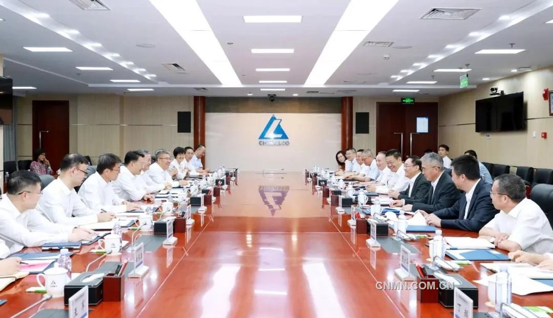 中铝集团与兵器工业集团签署战略合作协议