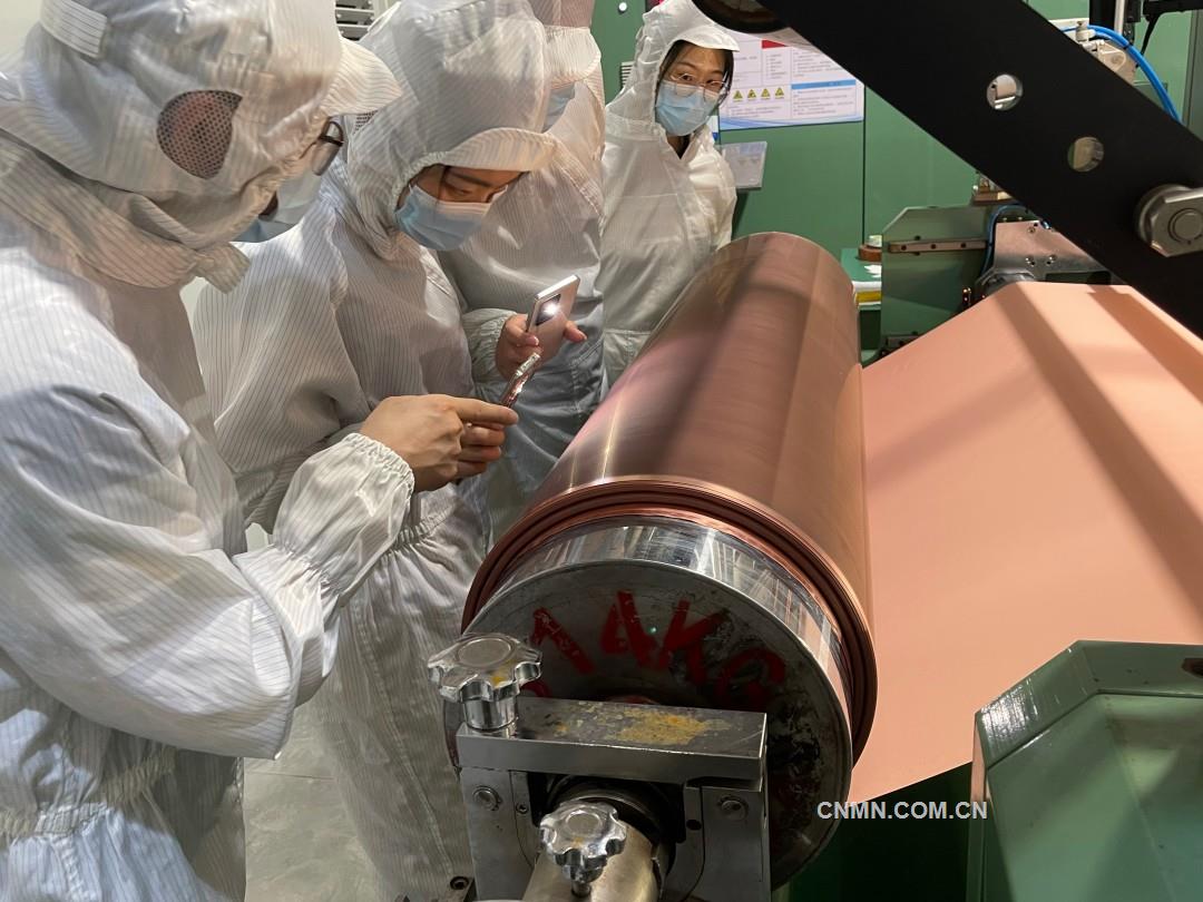 把实验室“搬”进生产车间 江西理工大学推进铜箔成果“产学研用”深度融合
