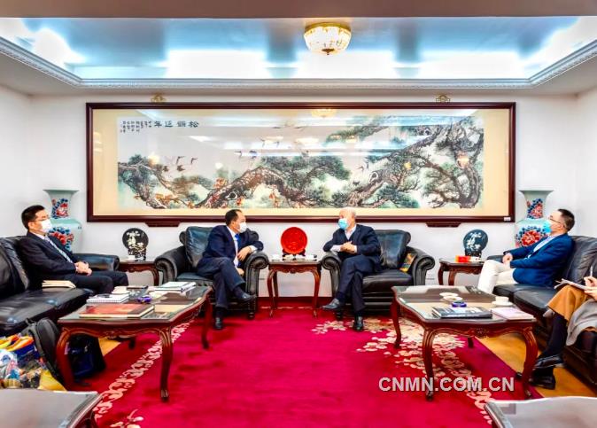 米拉多铜矿总裁胡建东拜会中国驻厄瓜多尔大使陈国友