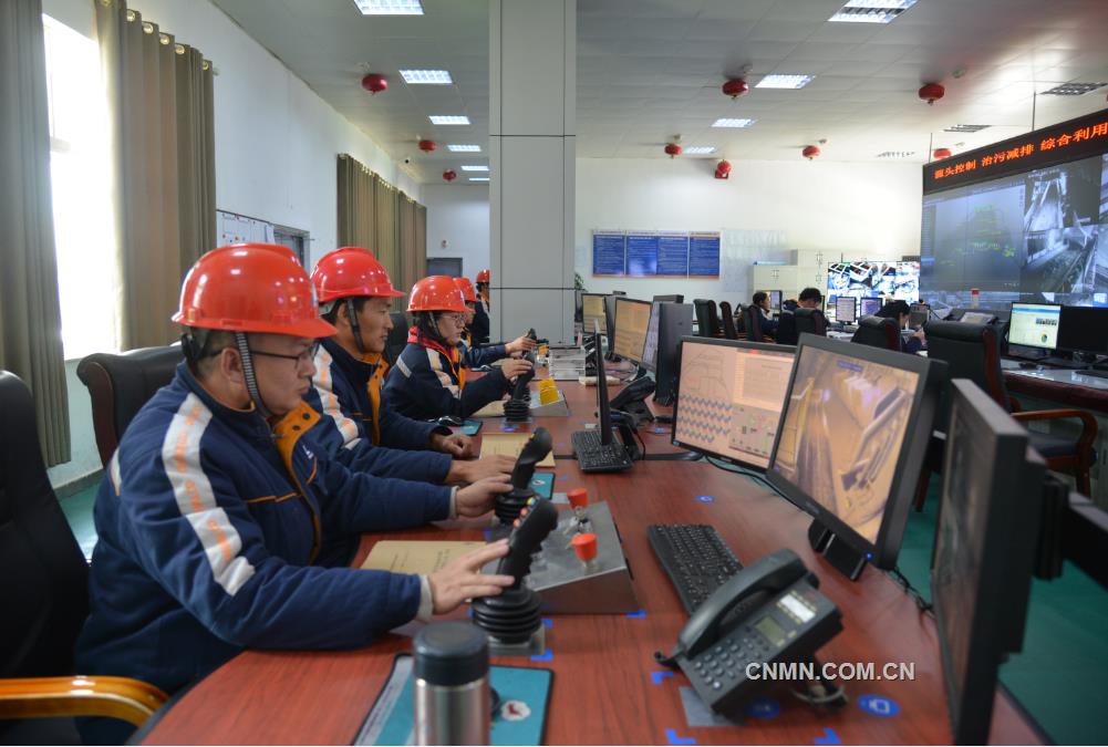 团结奋进的“高原火车头”——记“全国工人先锋号”迪庆有色动力厂